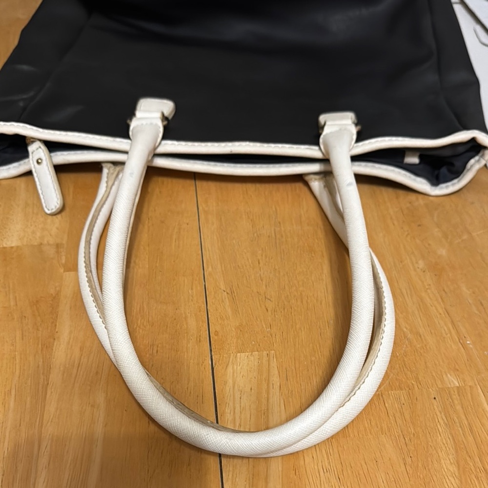 Tommy Hilfiger Black and Cream Tote Bag - Picture 3 of 17